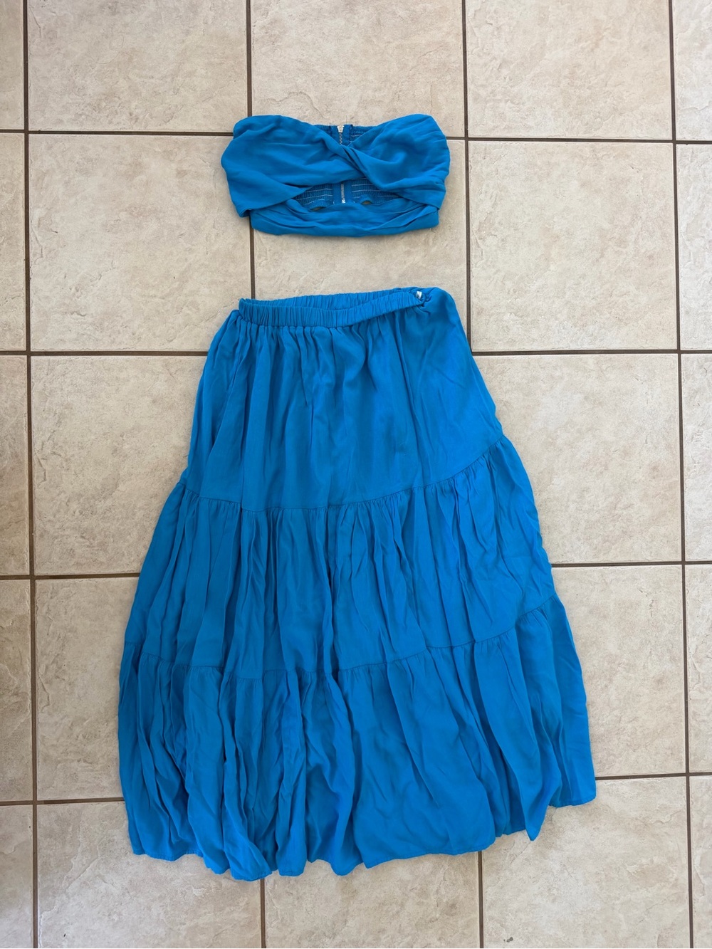 Princess Polly Cutout Strapless Top and Set Blue Tiered Maxi Skirt - Size 4
